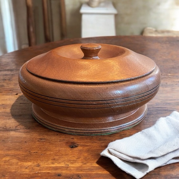 Vintage wooden bowl with lid. EVC - Picture 2 of 7